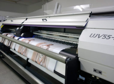 UJV55 320 Inkjet-Druckmaschine